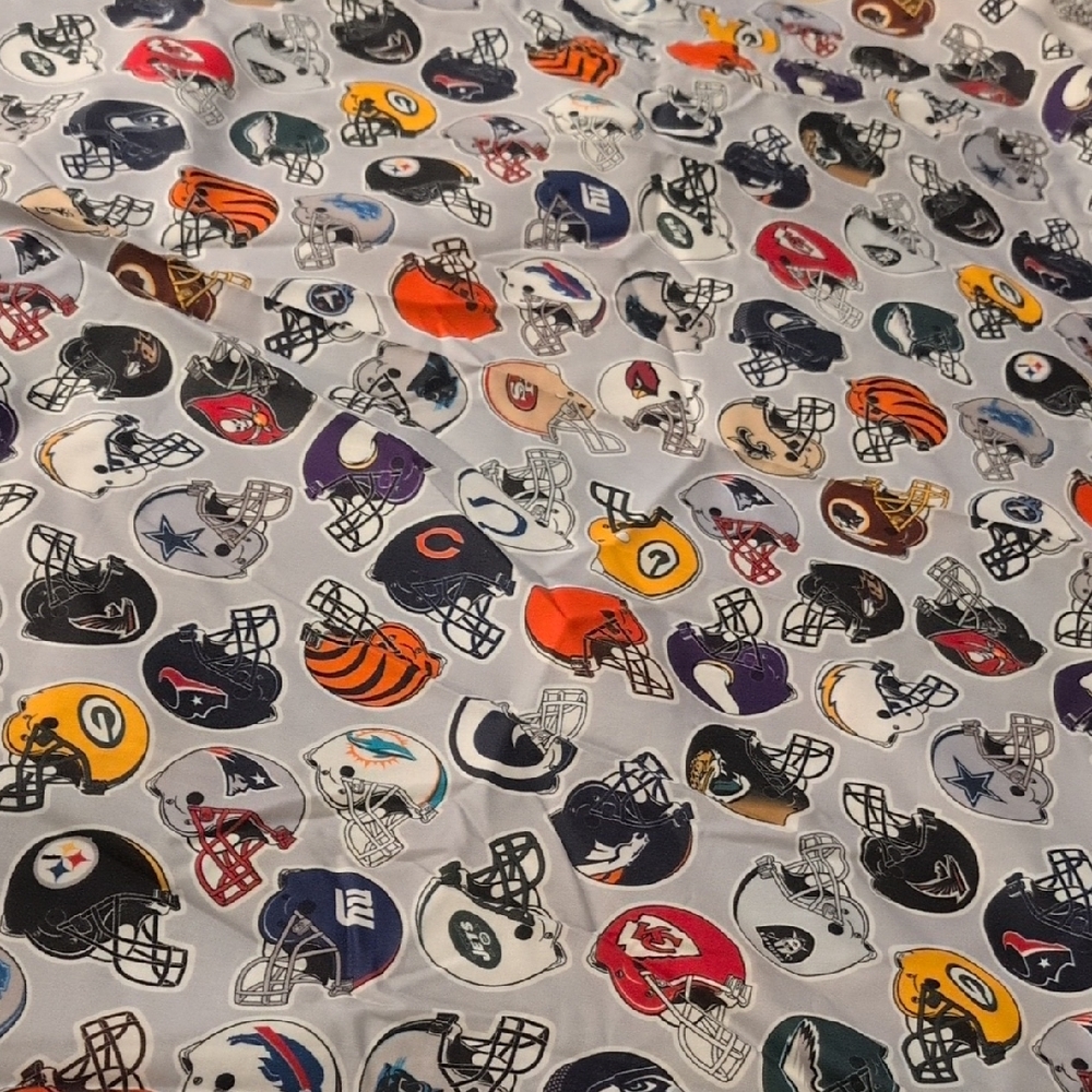 NFL Team Logo Fabric  42in X 75 In